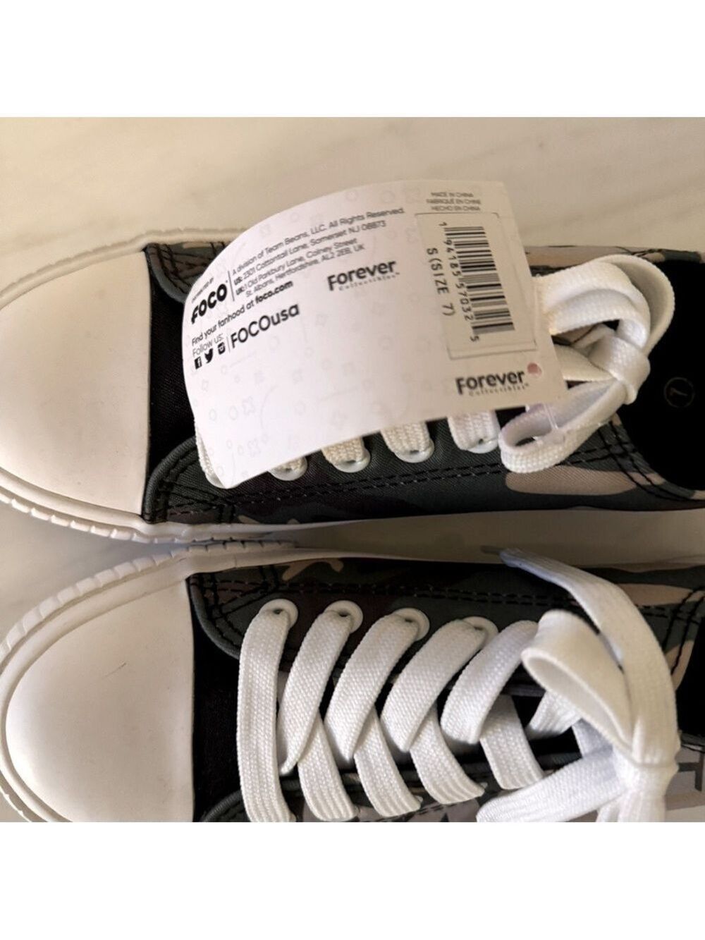 NEW WITH TAGS Las Vegas Raiders Camo Low Top Canvas Sneakers, Women’s Size 7 - Picture 7 of 9